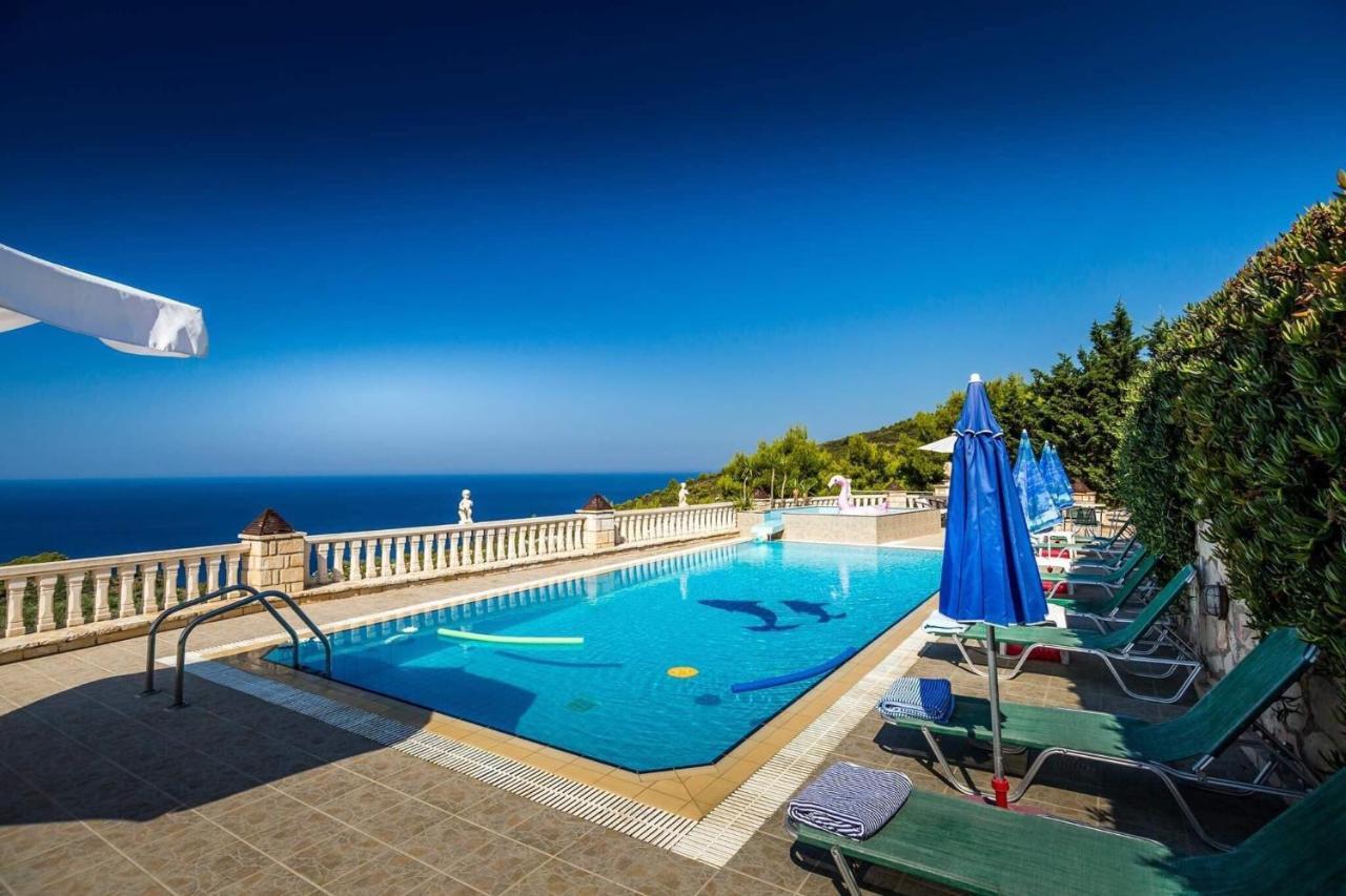 Keri Me Away - Argo'S Summer Poolside Retreats Βίλα Εξωτερικό φωτογραφία